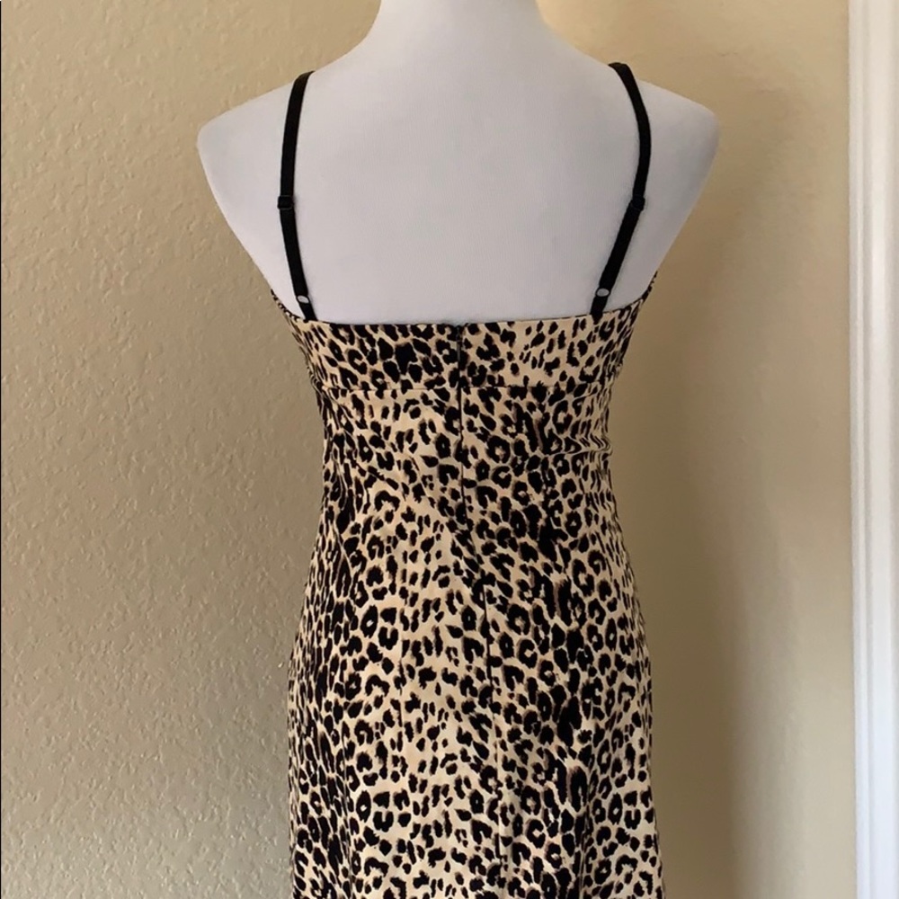 Forever 21 Leopard Print Fitted Dress - Picture 4 of 4